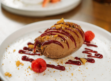 The Fox Food, Jun 25 83